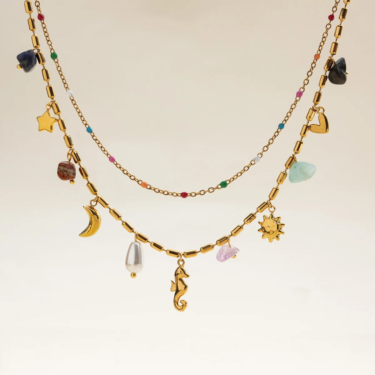 Halskette mit farbigem Steinanhänger für Damen