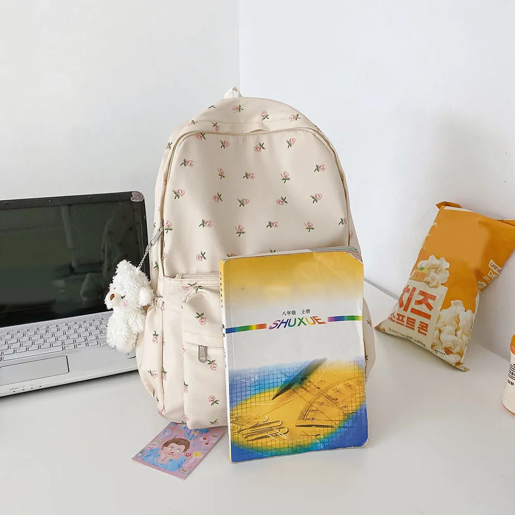 Rucksack mit Blumenmuster