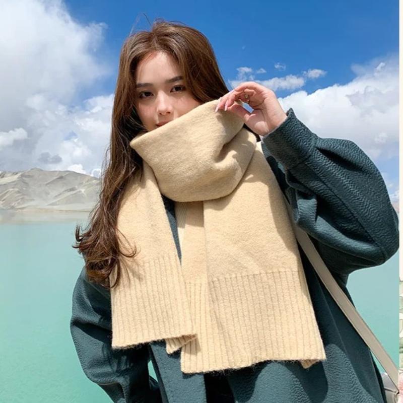 Langer Winterschal aus Wolle für Damen