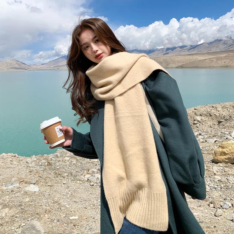 Langer Winterschal aus Wolle für Damen